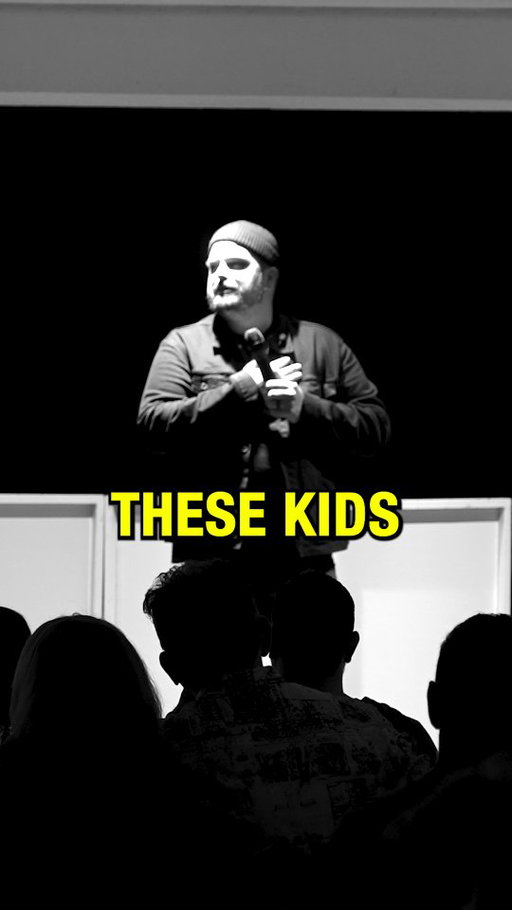 YOU'D CATCH A SMACK FOR NOT CATCHING ENOUGH SMACKS !!!

🇨🇦 TOUR DATES 🇺🇸 
Nov 7 -Windsor🇨🇦
Nov 8 -Cambridge🇨🇦
Nov 14-Manteca🇺🇸 
Nov 15-San Jose🇺🇸 
Dec 4 - Toronto 🇨🇦(Sold Out)
Dec 5 - Palm Coast 🇺🇸 
Dec 19-20 -Niagara Falls 🇨🇦 
Dec 31 - Massey Hall 🇨🇦 
Feb 13- Winnipeg 🇨🇦 
Feb 27 - Hamilton 🇨🇦 

TICKETS AT MIKERITA.COM
**LINK IN BIO

#ComedyClub #Comedy #Standup #StandUpComedy #Comedian #Netflix #Toronto #Canada #Ronaldo #CristianoRonaldo #Azorean #SaoMiguel #Azores #Portugal #PalmCoast #SantaClara #Madeira #Terceira  #Montreal #California #Portuguese #London #Ontario #Cambridge #Windsor #Ottawa #SanJose #MikeRita #PortugueseKids #Immigrants 

 ✂️: @lucasjespinola