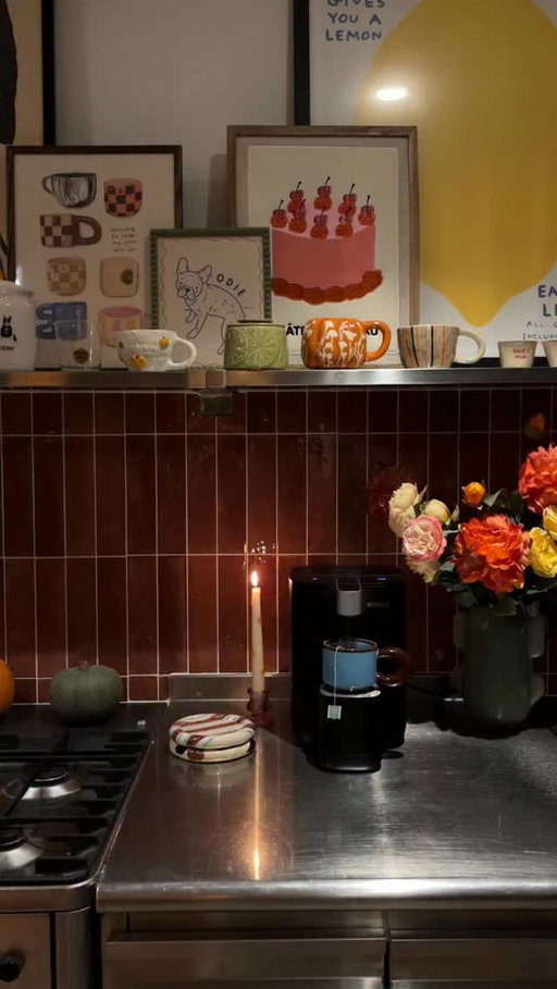 My idea of a perfect cosy night in with @brita.uk - I have been loving using the BRITA Cube for all of my daily drinks 

It has five temperature settings, each with a specific function, from ambient-temperature water to 95’ - the perfect temperature to release the full flavour of herbal teas and coffee!! The built-in filtration technology also makes sure all drinks taste great! You can get it in black or white, It’s currently on offer on Amazon, link in my stories #AD
 
#eveningroutine #cosyhome