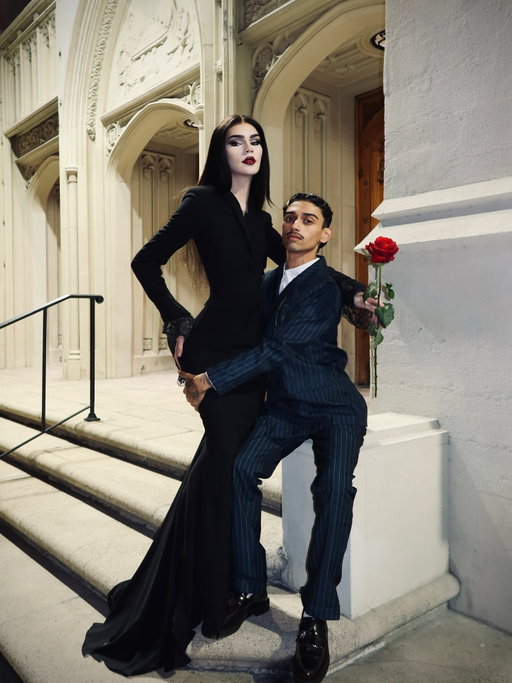 To live without you, only that would be torture 🥀

#adamsfamily #couplescostume #halloween #mortica #cosplay #gomezadams #wednesdaynetflix #wednesday #halloweeninspo #theadamsfamily #morticaaddams #morticaandgomez #gay #couple #cutecouple #lgbt