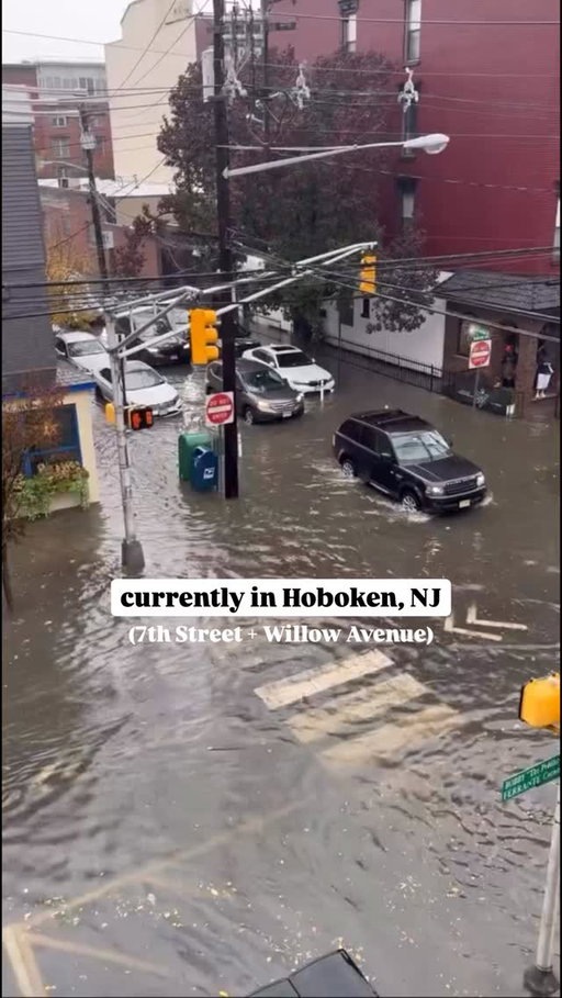 flooding in Hoboken at 7th + Willow as rain from the Nor’easter intensifies ‼️💧 

Stay safe everyone - more details on the storm at the link in our bio

🎥: @nimakalantari_