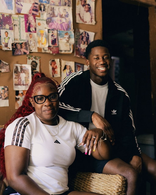 Everything I am started in Bimini and my mummy made sure I never forgot it. 🙏🏽

Watch my full story now on @adidas YouTube. #adidasBasketball