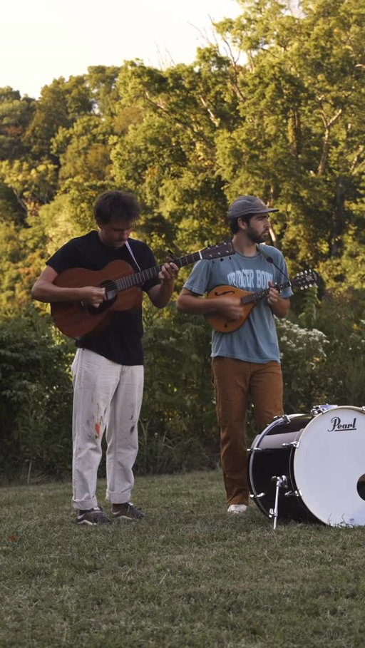 The EP is just about a week old!!🦬🦬 Hope you guys have been liking the tunes!! There’s still a couple of dates left on our run with @dylangossett so come see the boys live!!
-
-
-
-
-
#newmusic #newsong #folkmusic #folk #indiefolk #buffalotrafficjam #foolsgold