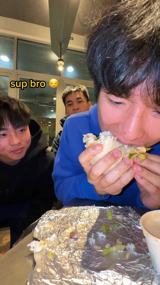 why did he sneak up on me like that 😳 #rizz #chipotle #chaewon