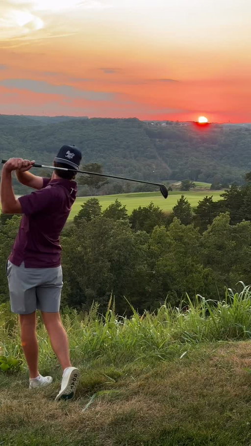 Golden hour at the invitational

📸 @cadenprather 
#internetinvitational #golf #golfswing