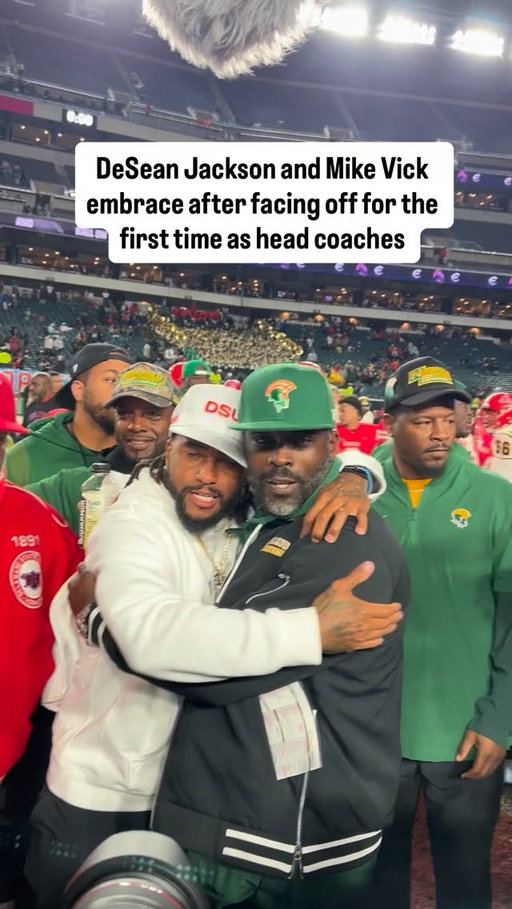 Former Eagles teammates turned head coaches ..

Coach Mike Vick and DeSean Jackson embrace after facing off for the first time 

Jackson’s Delaware State Hornets get the 27-20 win over Vicks Norfolk State team 

#symonewiththesports #philadelphiaeagles #eagles #mikevick #deseanjackson #hbcufootball