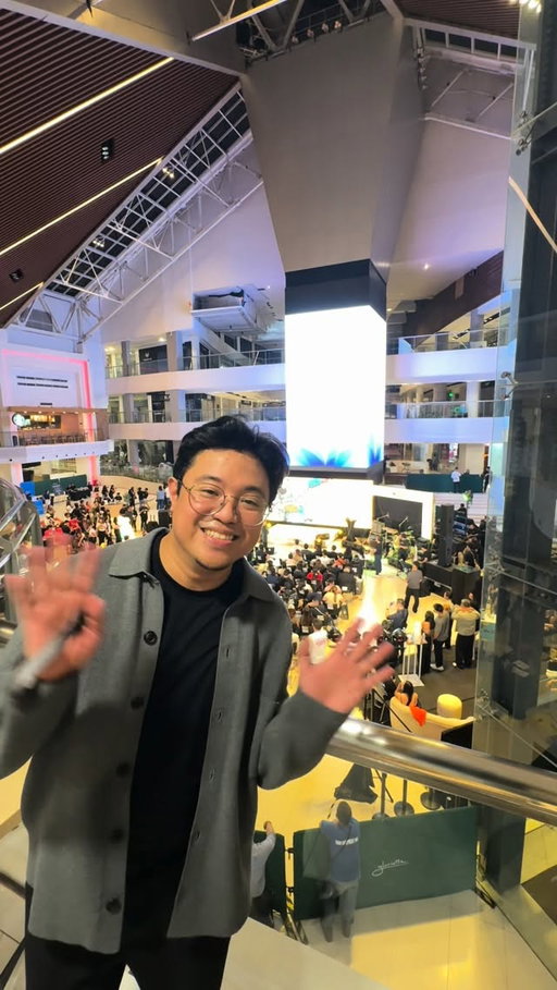 Na-invite ako sa launch ng Apple iPhone 17 phones ni @digitalwalkerph , if sakaling maisipan mo pumunta sa pre-order event nila next time, here’s what you can expect!