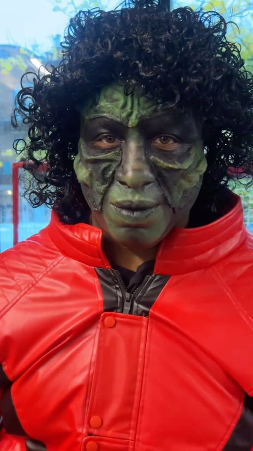 Thriller night…. 💀🐺🌕

#michaeljackson #michaeljacksonthriller #halloweencostumeideas #halloweenmakeupideas #sfxmakeupartist