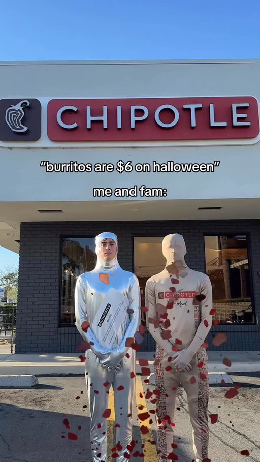 how we’re pulling up to Boorito 👻 get $6 entrees TODAY after 3pm

10/31 3pm-close only. Limit 1/guest. Terms: www.chipotle.com/boorito