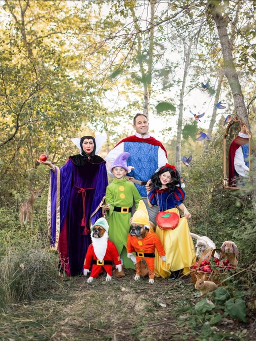 If you’ve seen the behind the scenes video, it’s no surprise that this year’s family costume theme was Snow White! This is our 10th consecutive year of family-themed Halloween costumes and it’s seriously my favourite tradition. A huge shoutout to @funcostumes for working with us again this year! Happy Halloween everyone!!! 🎃 👻 ☠️ 
⠀⠀⠀⠀⠀⠀⠀⠀⠀
If you’re looking for costumes or want to get a head start on next year’s Halloween visit the link in bio for 15% off @funcostumes