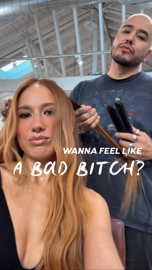 JUST GET EXTENSIONS GIRL 😔 instant switch up ❤️

HĪEWS @thehairshopinc in HĪEW 08
TONER WELLA 9/43 illumina 

.
.
.
.
.
.
.
.
.
#hairextensionspecialists #strawberryblonde #illumina #wellahairusa #wellahair