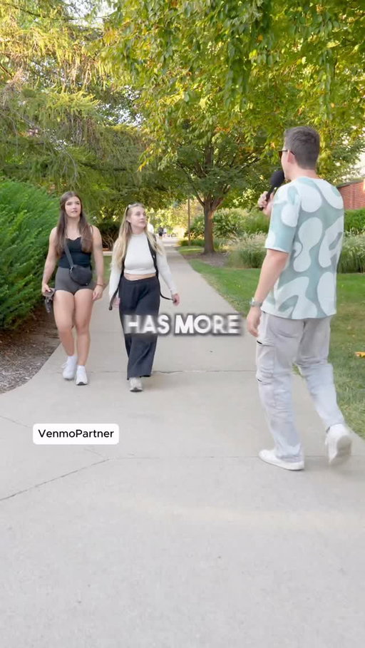 @venmo Who do you think made a better school spirit fit? #VenmoPartner #IowaStateUniversity #homecoming #streetinterview