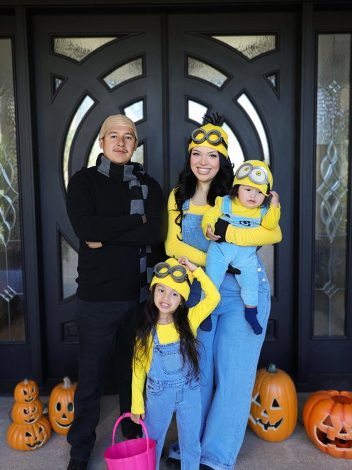 Happy Halloween!! from me and my minions 🎃