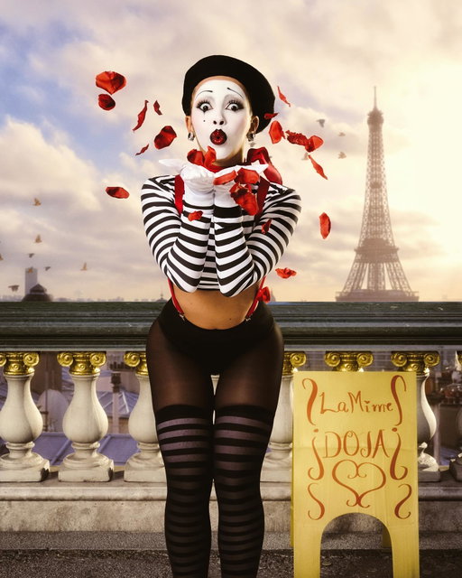 HAPPY HALLOWEEN 🪗🎭🌹😘