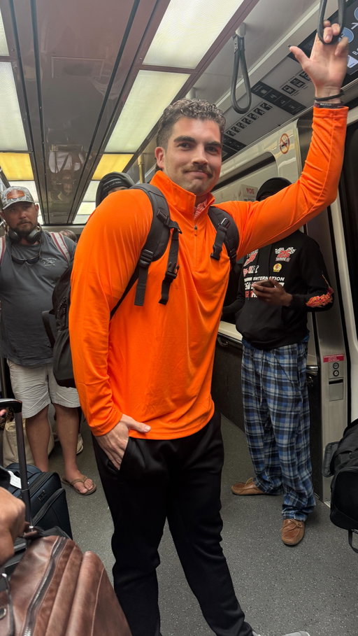 SkyTrain Love 

#colejernstedt #explorepage #viral #reelsinstagram #reels #explore #thejerney #jointhejerney #forthecoleture #KTSE #keepthatsameenergy #thecoleition