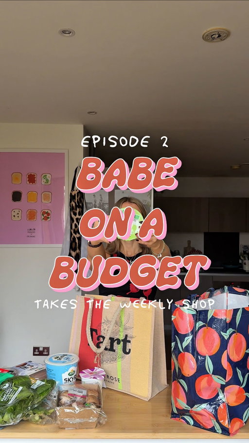 EP 2: BABE ON A BUDGET TAKES THE FOOD SHOP! 🛒 

Girlies, presenting to you, your £35 (!!) weekly food shop to include…

🍅 FIVE MAIN VEGGIE MEALS
🍴 LEFTOVERS TO COVER YOU FOR LUNCH
🍳 A BREAKFAST OPTION
❌ NO WASTE !! HEHE

Although this technically serves 1 (as it’s literally how I eat lol) it could so easily cover 2 of you if you throw in a couple of extras.

Please do feel free to shop around, you may well get it cheaper!

YOUR SHOPPING LIST:

200g Tomato Puree
400g Kidney Beans
500g Gnocchi
3 x 400g Chopped Tomatoes
400g Mixed Beans in Chilli Sauce
Wholewheat Biscuit Cereal
1 Tiger Bread Baton
500g Spaghetti
570g Butter Beans
400g Digestive Biscuits
Lemon Curd
Wholegrain Mustard
1L Almond Milk
1 Lemon
2kg White Potatoes
1 Carrot
200g Tenderstem Broccoli
200g Baby Leaf Spinach
2 x 300g Mushrooms
Fresh parsley
Fresh Basil
100g Sun-dried Tomatoes
2x Red Peppers
White Onions
1kg Skyr Yoghurt
250g Ricotta Cheese
225g Halloumi
220g Mature Cheddar
6-8 Veggie Sauasages
300g Veggie Mince
2 x Garlic Bread Baguettes
300ml Creme Fraiche 

🤠 = £35.96

(I shopped online via Sainsbury’s, using offers at the time of purchase so this will vary!)

I’ll be posting a recipe every day so please do follow along. 

PS, there are 5 meals because it’s a lot of food so, you’ll easily be fed for 7 days if you want to be !! 🩷

STORE CUPBOARD INGREDIENTS: Oil, minced garlic, garlic granules, smoked paprika, cayenne pepper, chilli powder, chilli flakes, mixed herbs, BBQ sauce, ketchup, veggie stock, corn flour, instant coffee (optional), marmite (optional)

#veggierecipes #budgetfoodshop #weeklyfoodshop #vegetarian #foodshopping