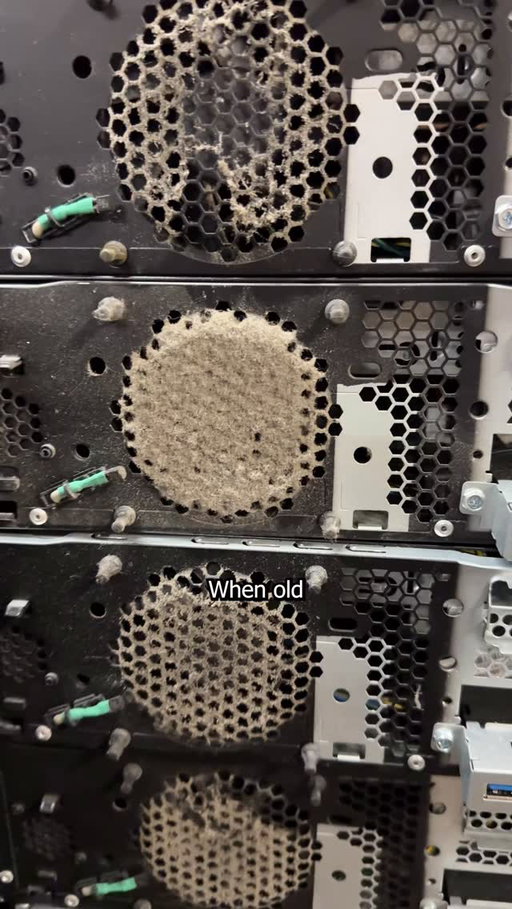 Tech used to be built to last. In 2011, upgradable storage, RAM, and even CPU’s were the standard for laptops. It wasn’t until Apple began glueing their batteries to the chassis in 2013 when manufacturers realized they could get away with taking features away. The Dell Vostro was one of those casualties. #computer #pc #tech #technology