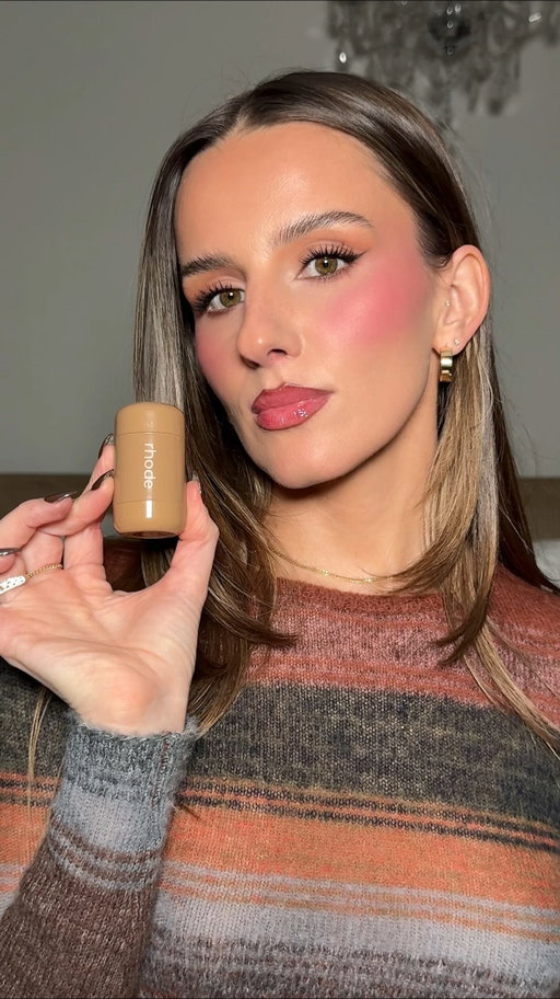 all 11 of the Rhode pocket blushes swatched

Comment SHOP below to receive a DM with the link to this post on my LTK ⬇ https://liketk.it/5tRpF #ltkbeauty 

@rhode #rhodeskin #blush #blushswatch #rhodepocketblush #creamblush #makeup #beauty #makeupreels #beautyreels