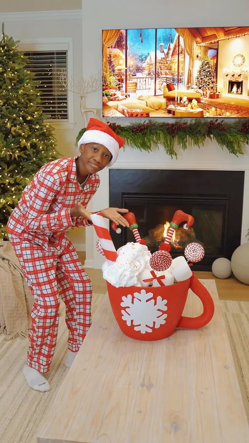 📌Comment: GIANT MUG for supplies list 
Christmas is here! Remember Kenzo’s VIRAL DIY Giant Hot Cocoa Mug? The most controversial masterpiece ever. 🤣
We still love it exactly how it is! What should he create this year? Drop your ideas below, your vision might come to life by Kenzo!

https://liketk.it/4Xuc8