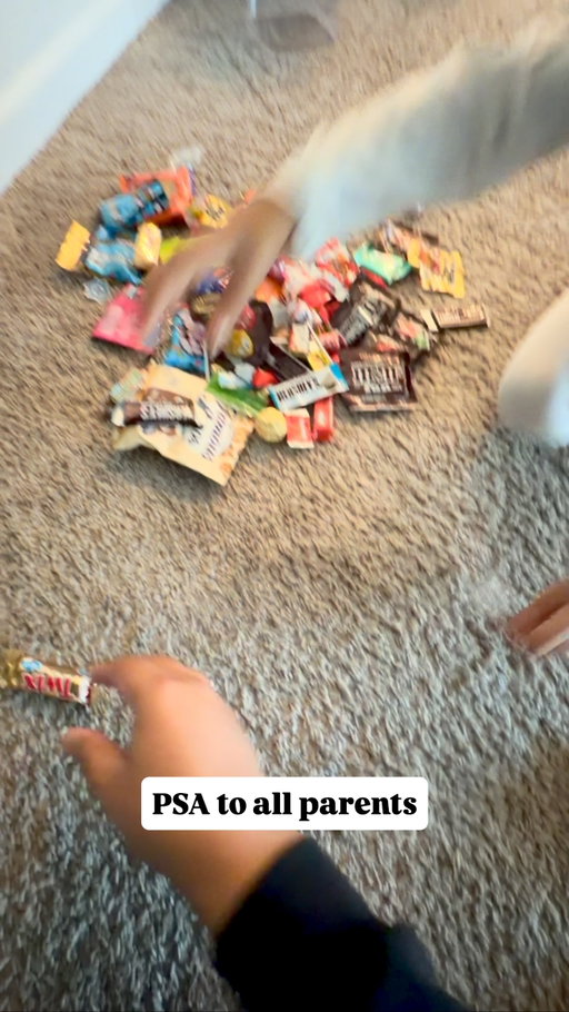 surprisingly not much poison in this years haul. 

step it up next year PARENTS. Nobody wants Almond Joys.