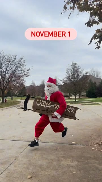 CHRISTMAS TIME 🎅🏼🎄(this went viral on YT) 🤣
.
.
.
.
.
#hallowen #christmas #christmasmusic #couple #viral