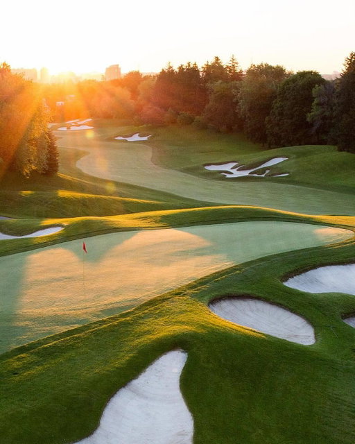 Game 7. World Series. LA & Toronto. Two cities with stellar baseball teams… and golf courses! 🤩

From Golden Age classics like Rivieria and St. George’s to new gems like The Pulpit and Rustic Canyon, there’s plenty to like about the golf scenes where both the Blue Jays and Dodgers play. 

Swipe ⏩️ to see our favorites and visit our link in bio for more on each course!