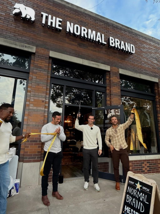 We loved being in Texas for the opening of @thenormalbrandsouthlake. It was a great talking World Series with @evancarter and how to make the world’s best pizza from your kitchen with @davespizzaoven. We really loved seeing family, friends, and new and returning customers. Thanks @thegingerfoodphotographer and @svm.b___ for the great shots. Also thanks to one of Southlake’s finest, @brockboyd_2, for coming out. Let’s go Dragons.