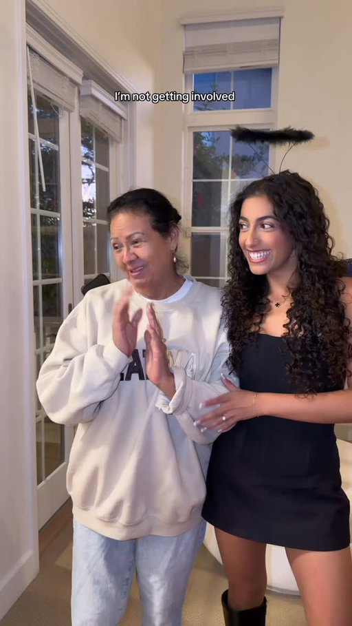 the way grandma looked at mom when she saw angie’s lil move 😭😂 #theaguilars
