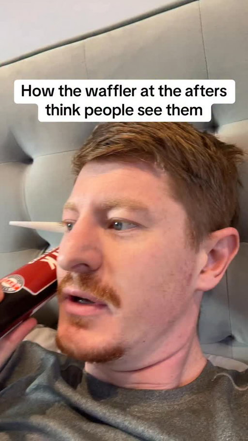 Such original chat from the boy 
.
.
.
#comedyreels #viralreels #comedyskit
