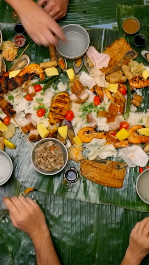 🔥 Filipino Food is TAKING OVER Toronto 🔥

Join Suresh on Locals Welcome for a deep dive into the incredible world of Filipino cuisine in the 6ix! 🇵🇭🇨🇦 He’s hitting up the classics like Lechon, Lumpia and a comforting bowl of Batchoy, while also discovering elevated takes on dishes like Salmon Sinigang alongside Great Canadian Baking Show host, Ann Pornel. 

It’s history, heart, and incredible flavour, all in one episode! Stream it on CBC Gem.

Brought to you in part by @volvocarscanada

#FilipinoFood #TorontoFood #PinoyFood #TorontoEats #LocalsWelcome #6ixFood