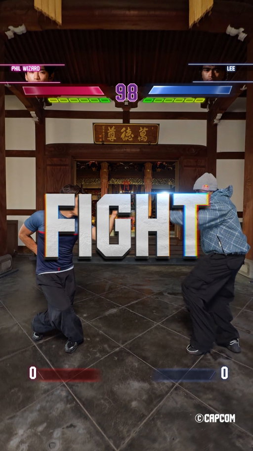 Round 1... FIGHT! 🎮 @philkwizard vs. @leetheruggeds

#redbullbcone #redbull #breaking #givesyouwiiings #tokyo #japan