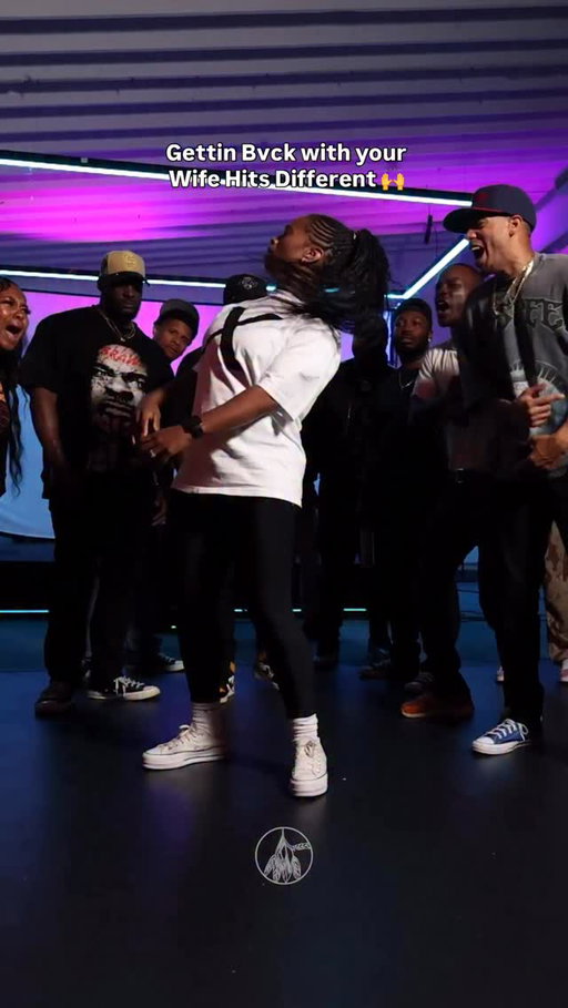 A marriage that Krumps together stays together 😘#QueenEyex  @mizzk.o 

Missed the Krump Experience Battle Nights? Peep the Essence & skills on KrumpInc (YouTube) 

🎵: WW50 (50Version) @officialtighteyex  @official_twentykillz @whiphead_tighteyez 

🎥: @insageproduction 

#krumpexperience #krump #dance #moveofthespirit #KrumpInternational #essencesessions #couplegoals #powercouple