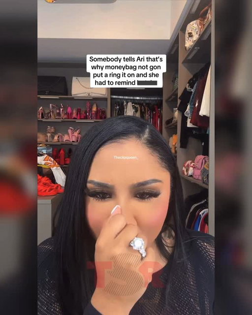 PressPlay: Oop! 👀 #Ari had to check a viewer on livestream after they claimed #MoneybaggYo would never put a ring on it. 💍(📸: TikTok/ @theclipqueen_) ✍🏾: #TSRStaffLG