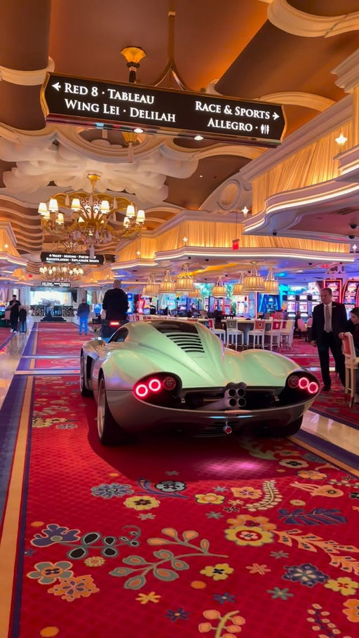 Next James Bond might have to whip a Pagani

 #hypercar #pagani #speedster #codalunga #lasvegas