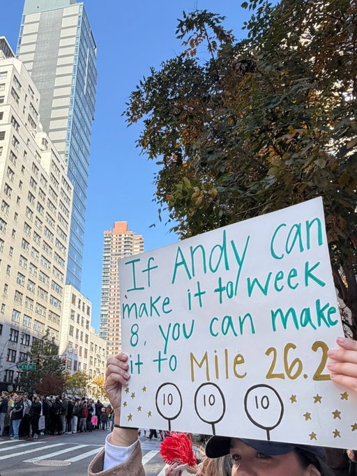 Here’s some inspiration from the NY marathon today. Wherever you are , YOU can do this! Thank you @clothesfordinner for this lovely message 😍 @richtercommaandy