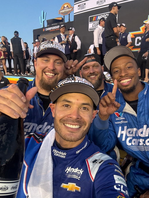 🏆🍾