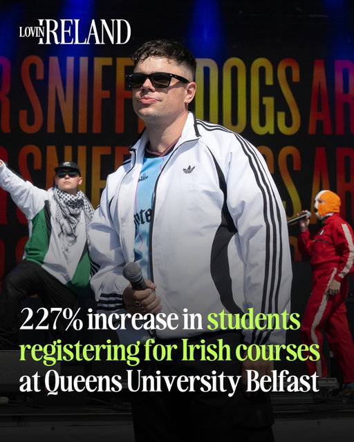 A surge in demand for Irish language courses has been seen at Queen’s University Belfast, so much so that extra classes have been added!

This year alone has seen enrolments jump 227%. 

In a statement, the university said it’s witnessing the ‘revival of Irish’ both on campus and across society, stressing the importance of giving space and respect to Irish speakers🇮🇪