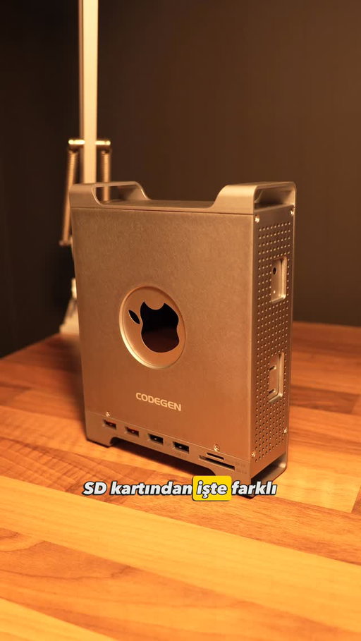 Fiyatına göre alınabilecek en mantıklı bilgisayar Mac Mini M4… yanına bir de m2 ssd’li stand koyduk mu kusursuz bir bilgis elde etmiş oluyoruz. #codegen #macmini #m4 #m4mac #reklam