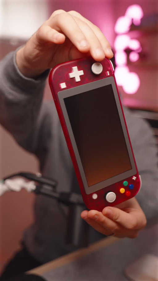 Why the Nintendo Switch Lite is my FAVORITE handheld