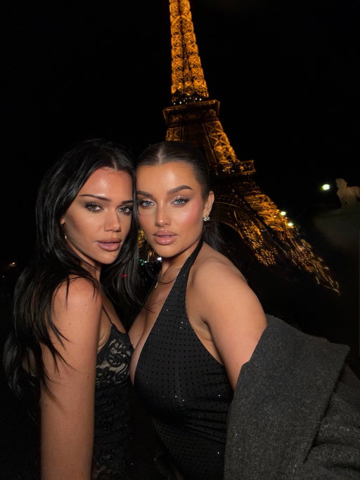 paris, we louvre you!!! 🖤
shop the @whitefoxboutique Weekend in Paris collection now!
