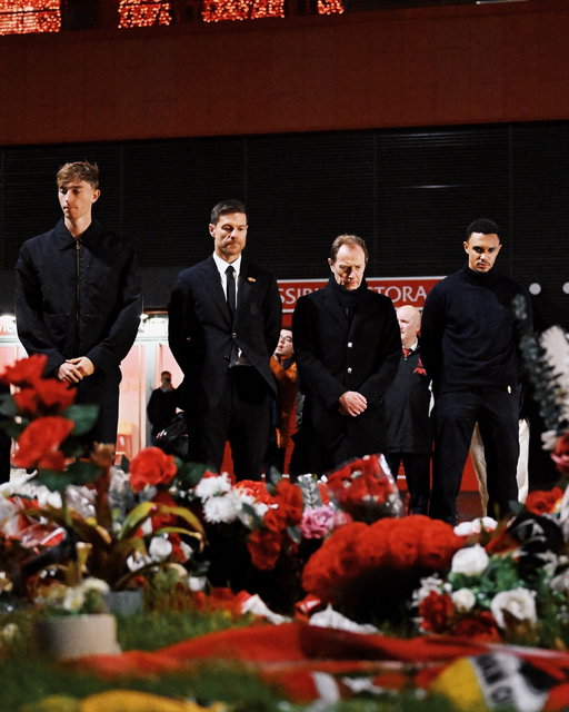 Trent Alexander-Arnold, Xabi Alonso, Emilio Butragueno and Dean Huijsen laid tributes to Diogo Jota and Andre Silva at Anfield this evening ahead of Real Madrid's visit to Anfield tomorrow night ❤️