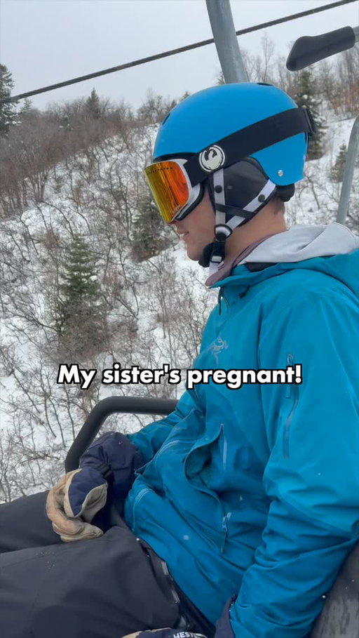 Ski season has officially begun 🤣
-
-
-
-
-
#theskiman #griffinlaszlo #skiing #snowboarding #funny #comedy #instagram #reels #christmas #humor #snow #winter #snowboardingisfun #ski #skit