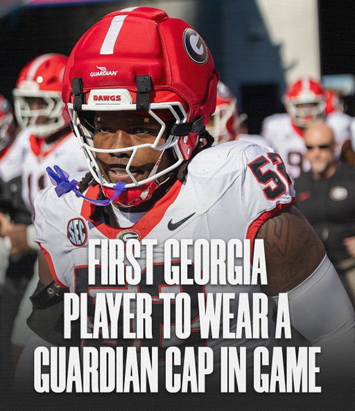 Christen Miller became the first Georgia player to wear a Guardian Cap in game during Saturday’s win over Florida.