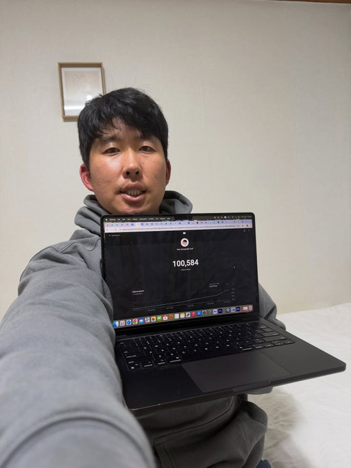 Couldn’t quite get it on the number but we officially hit 100k subs!
Couldn’t have done it without the bois @luke.kwon @tacogolf @toomsgolf @thedimchae @xdanielh 
Man what an asshole Kwon is. I would not be here without him.
Big thanks to all followers and viewers as well for liking our nonchalant New Zealand vibes that some people won’t get. 
What a Year and a half(and week) it has been..

THANK Y’ALL