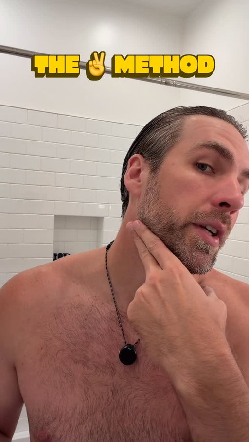 The TWO FINGER Method to always have a straight neckline. #beardtrim