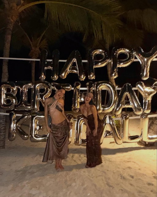 Happy 30th Birthday @kendalljenner
may this decade bring you the kind of love and joy you so freely give to everyone else. 🤍I love you more than you’ll ever understand! 

Here’s to 30 Kenny