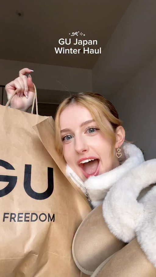 GU おすすめWinter haul! 🇯🇵❄️💸
What will you be buying to stay warm and cute? 😽

App for watching Japanese YouTube: @migakuofficial 
-
#livinginjapan #japanaesthetic #japanlife #livingalonevlog #osakajapan #foreignerinjapan #migakupartner