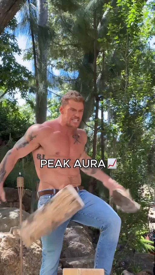 How To: Be MANLY ft. Alan Ritchson 💪

@alanritchson @drsquatch #MANLANDIA #DrSquatchPartner
