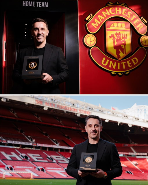 Gary Neville. @PremierLeague Hall of Famer 📸🏅
