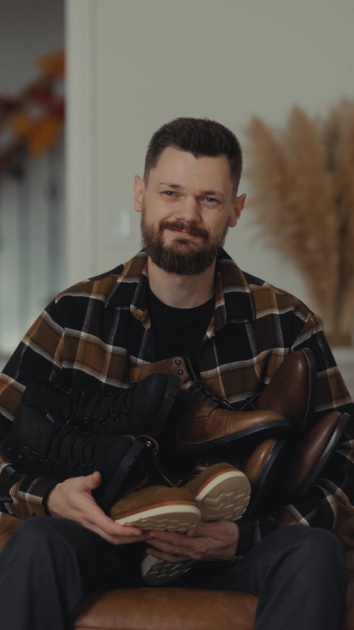 Have you met the ladies? 
. 
@thursdayboots 
. 
#fashion #mensfashion #boots #bootsseason