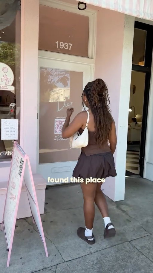 If you love crafts and anything DIY, I think I found your new serotonin shop 👩🏽‍🎨✨

@decodeco.shop 
📍1937 Hillhurst Ave, Los Angeles, CA  90027

#DecoDecoShop #Decoden #DIY #ArtsandCrafts #LAfinds #CutePlacesInLA #ThingsToDoInLA #QTCinderella #CozyHobbies #LosFeliz